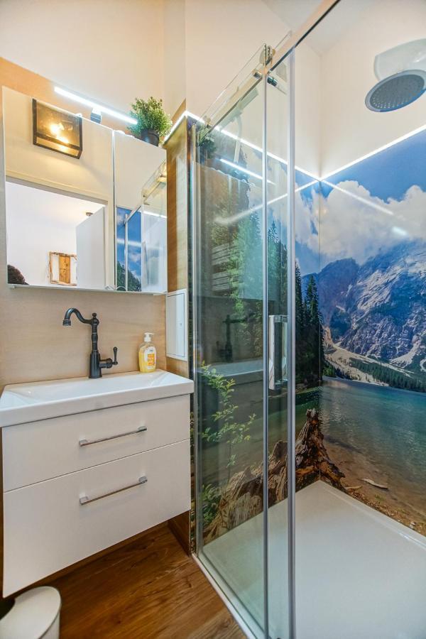 Auszeit Steiraland 7 Mit Ueberdachten Balkon Und Parkplatz Λεόμπεν Εξωτερικό φωτογραφία