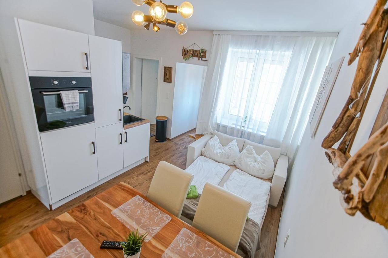 Auszeit Steiraland 7 Mit Ueberdachten Balkon Und Parkplatz Λεόμπεν Εξωτερικό φωτογραφία